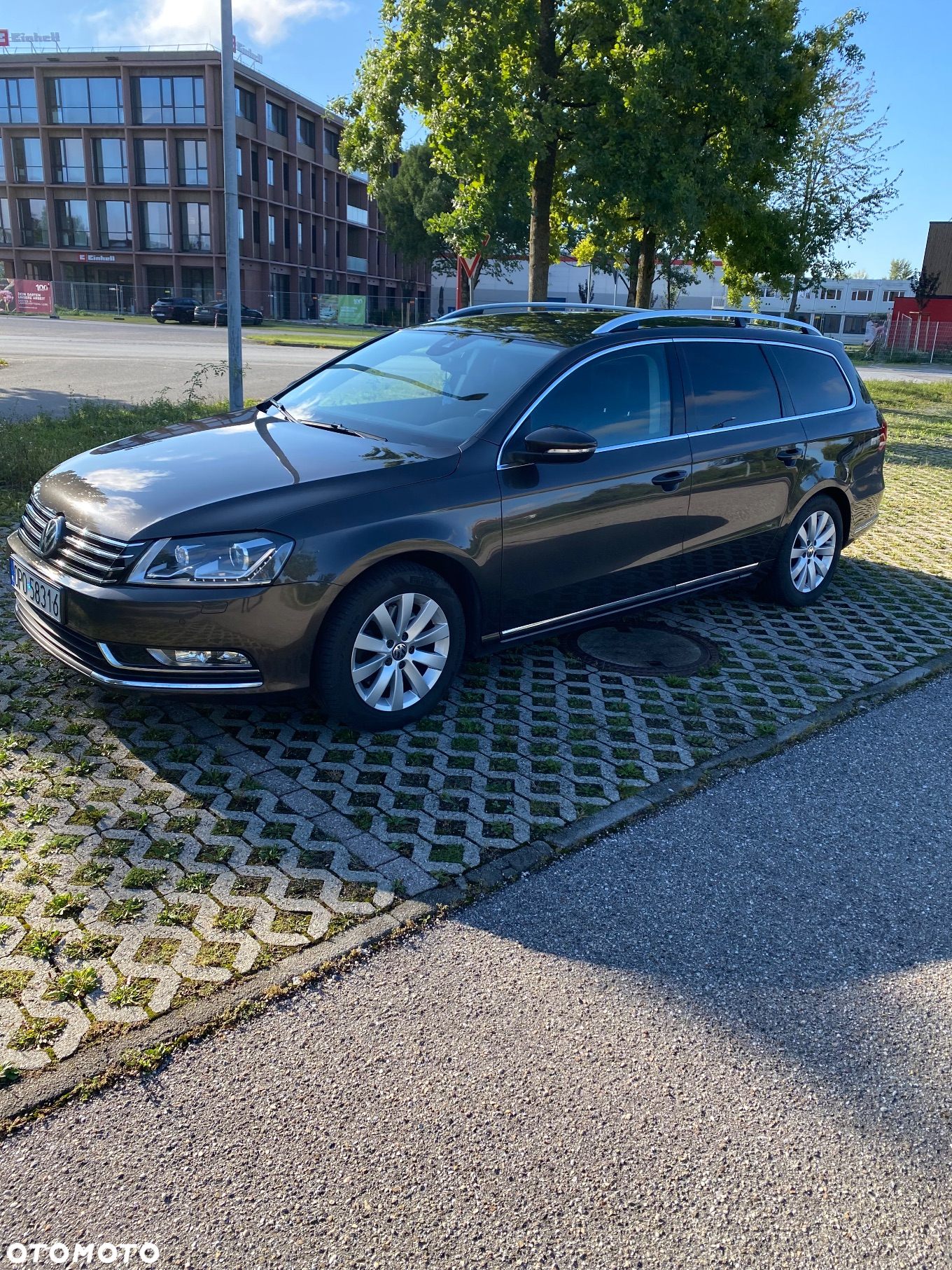 Volkswagen Passat - 2