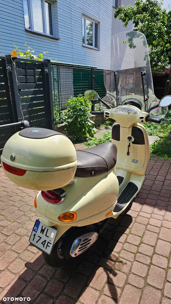 Piaggio Vespa - 7