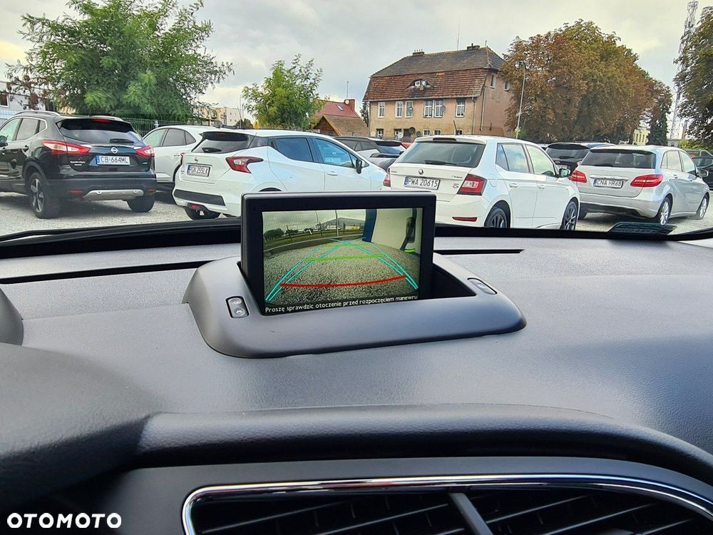 Peugeot 3008 1.6 BlueHDi Allure S&S EAT6 - 12