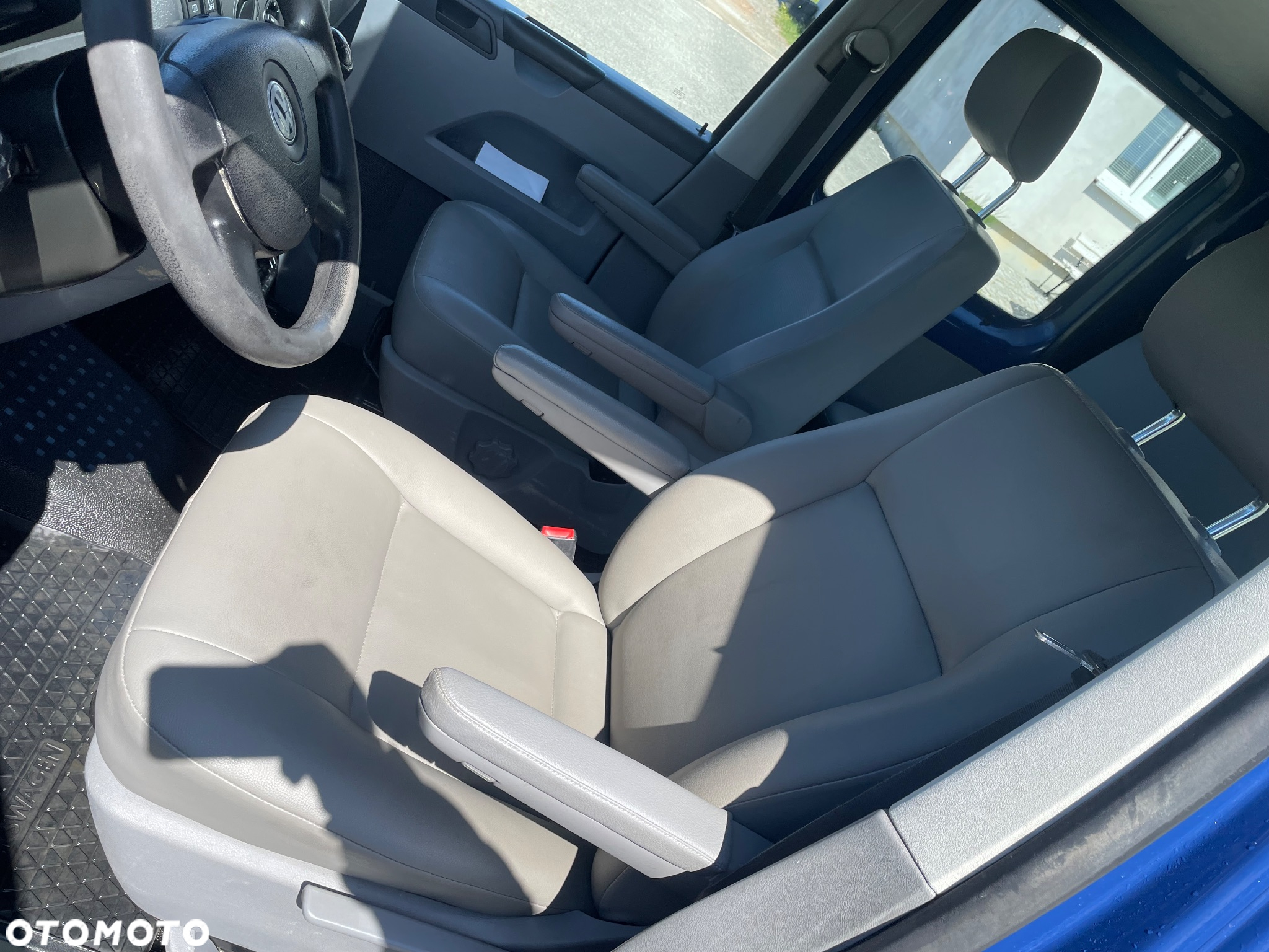 Volkswagen Transporter T5 doka 1.9tdi - 10