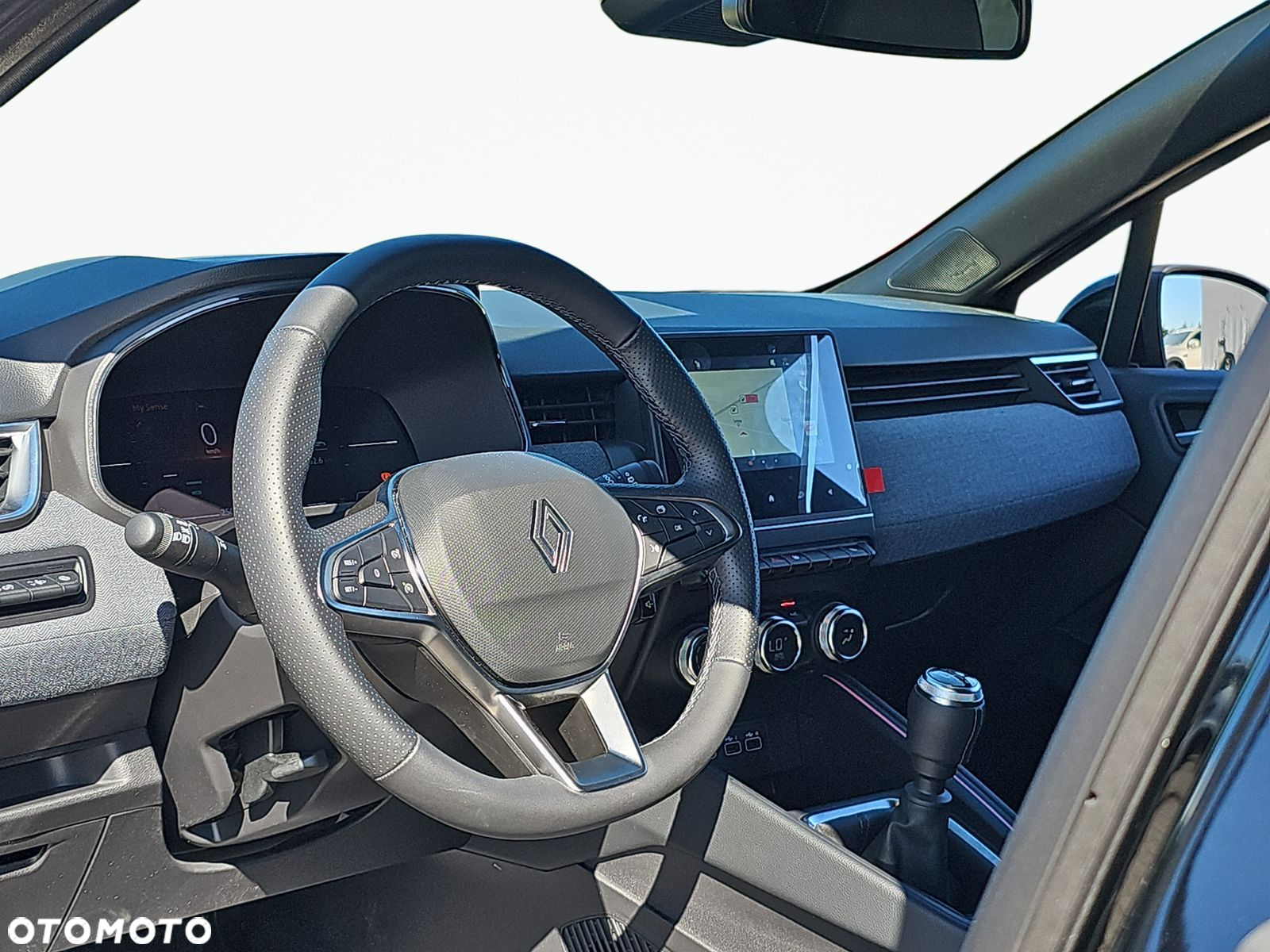 Renault Clio 1.0 TCe Techno - 10
