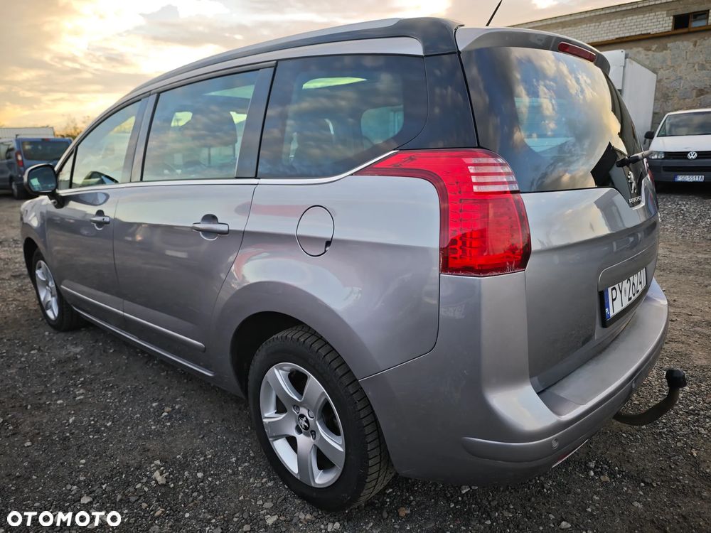 Peugeot 5008 2015 photo 4