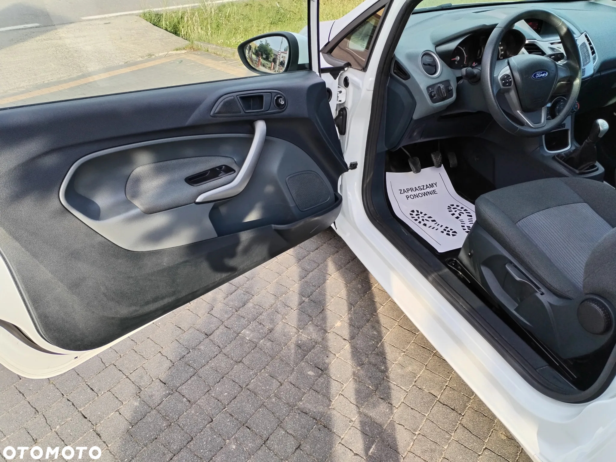 Ford Fiesta - 20