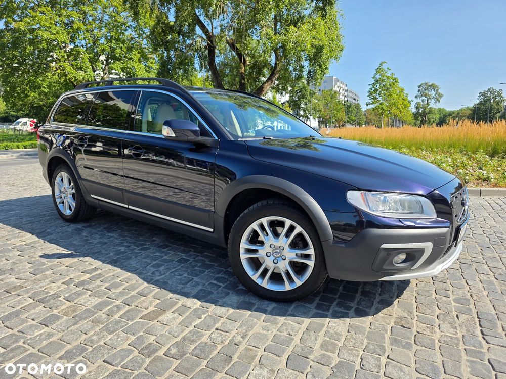 Volvo XC 70 D4 AWD Summum - 1