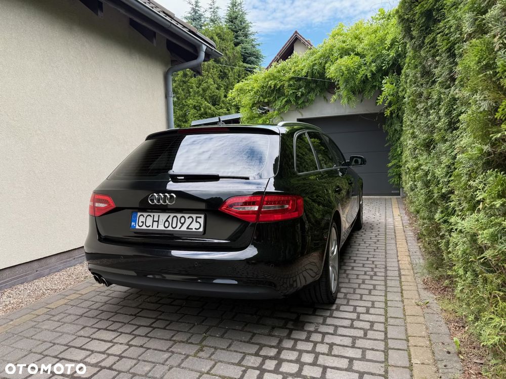 Audi A4 Avant 2.0 TDI Multitronic - 29