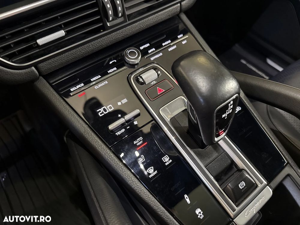 Porsche Cayenne Coupe - 17