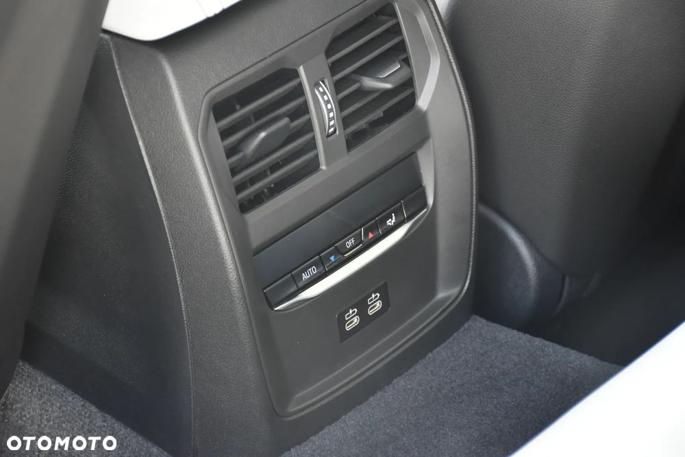 BMW M3 - 24