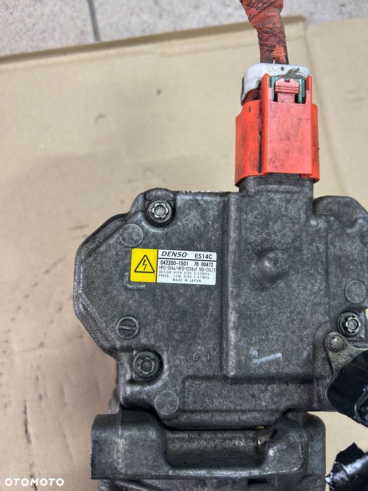 Toyota Yaris III hybryda kompresor klimatyzacji 042200-1501 sprężarka - 4