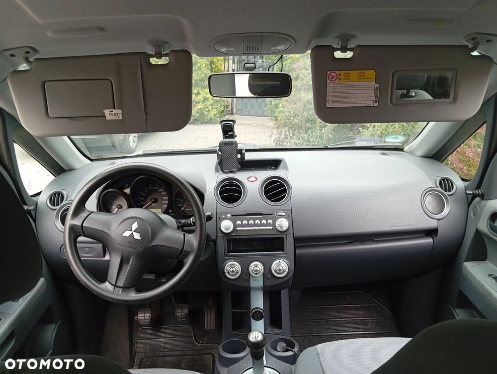 Mitsubishi Colt 1.1 Inform - 9