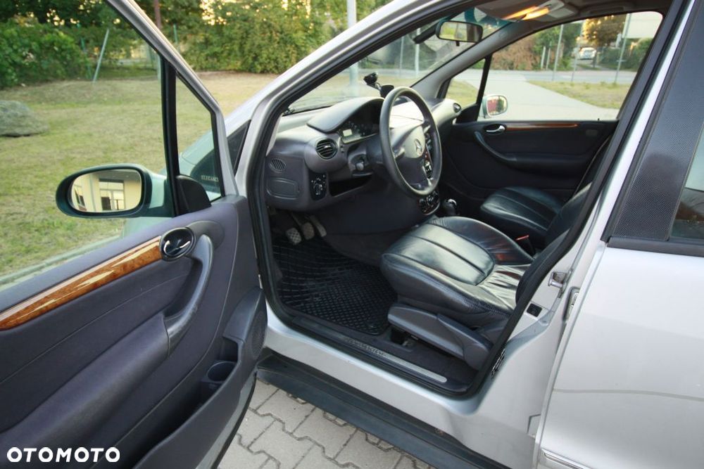 Mercedes-Benz Klasa A 160 Elegance - 9