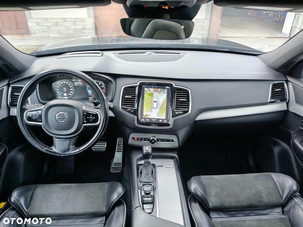 Volvo XC 90 - 9