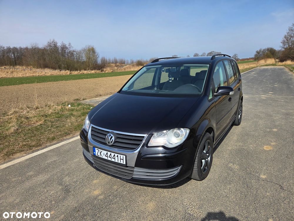 Volkswagen Touran 1.6 Trendline - 4