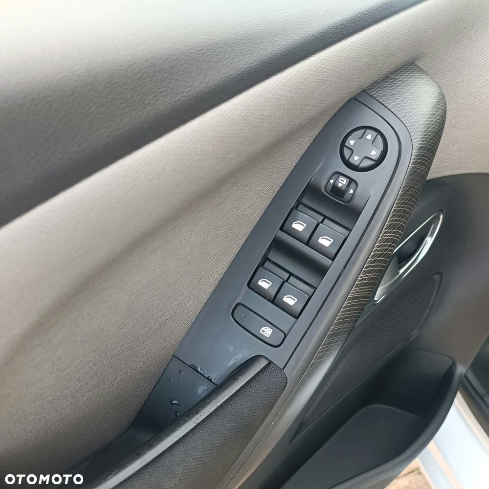 Citroën C4 Picasso BlueHDi 150 Intensive - 16