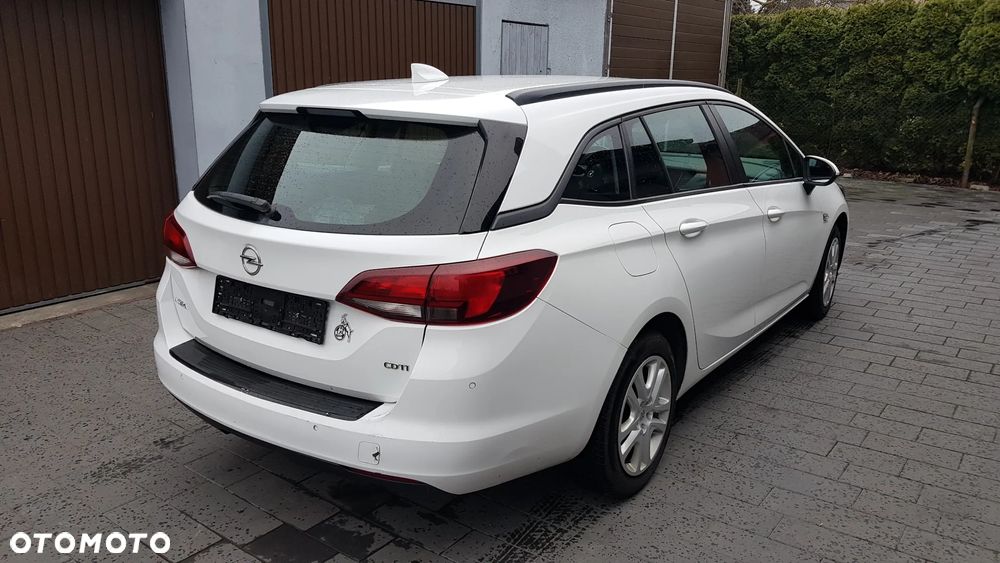 Opel Astra 1.6 D (CDTI) Start/Stop Edition - 4