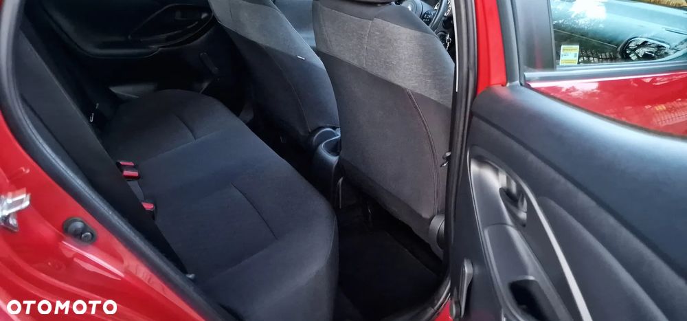 Toyota Yaris 1.5 Comfort CVT - 23