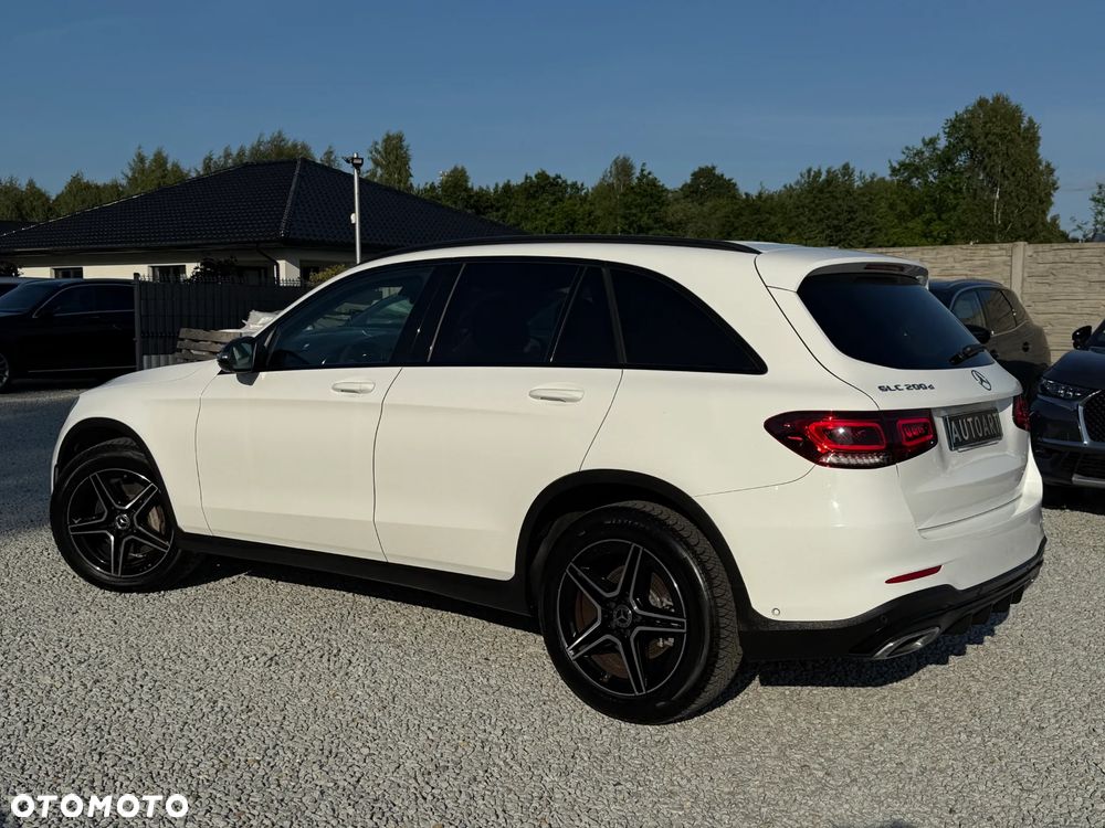 Mercedes-Benz GLC 200 d 4Matic 9G-TRONIC AMG Line - 8