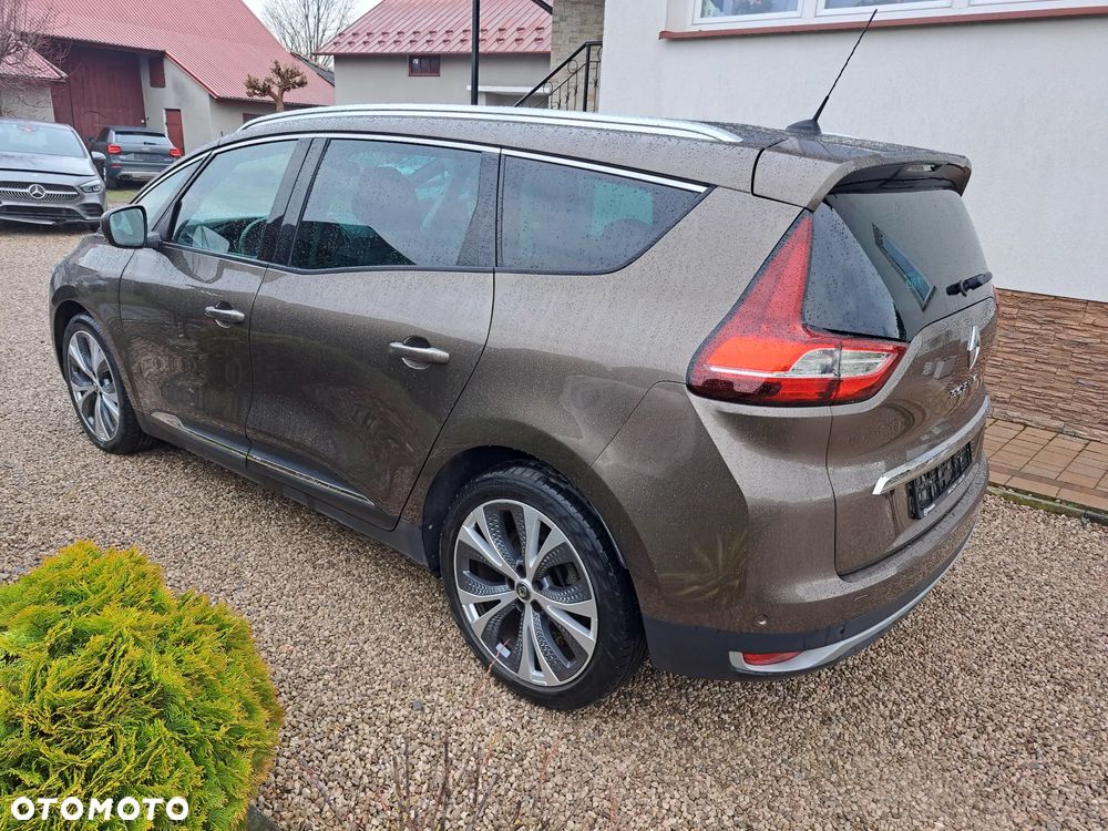 Renault Grand Scenic - 4