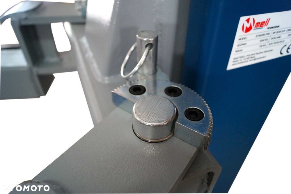 Podnośnik dwukolumnowy samochodowy z ramą 4T / 230V AUTOMAT - 8