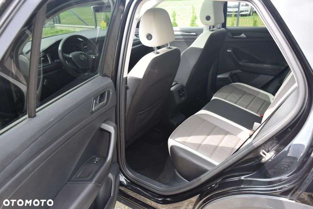 Volkswagen T-Roc 1.5 TSI ACT Premium - 14