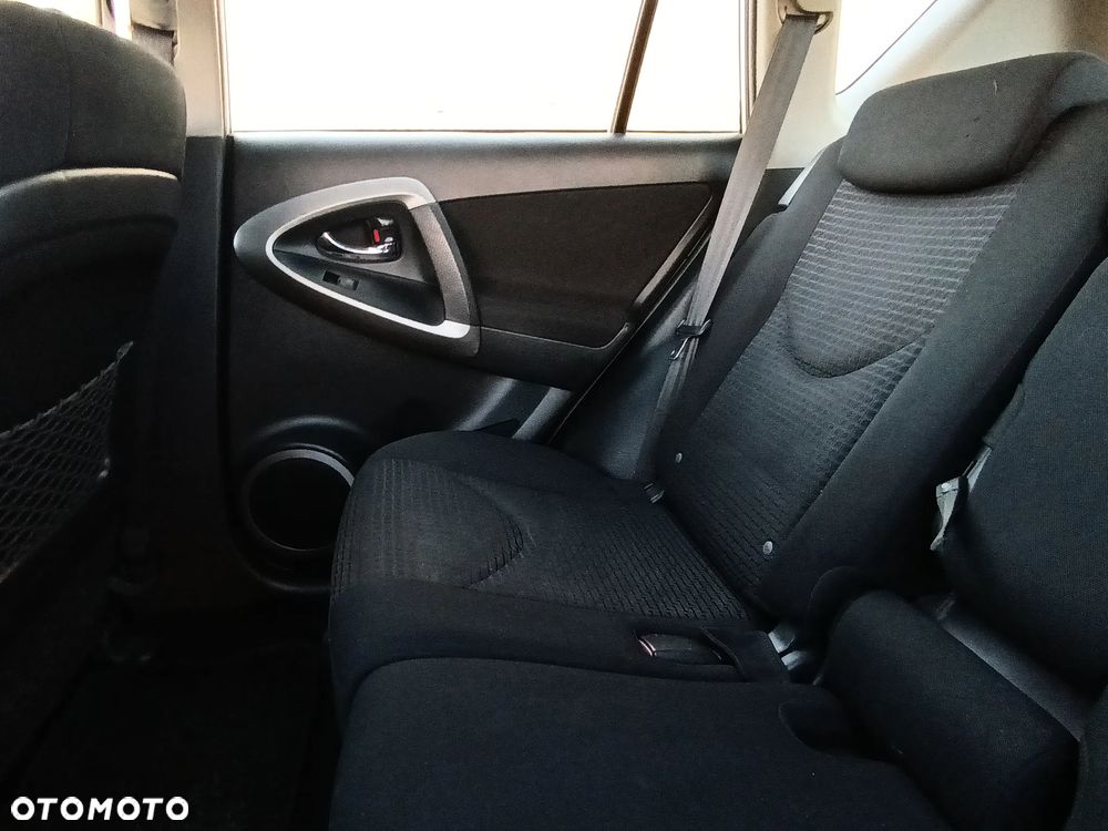 Toyota RAV4 2.2 D-CAT 4x4 Sol - 22