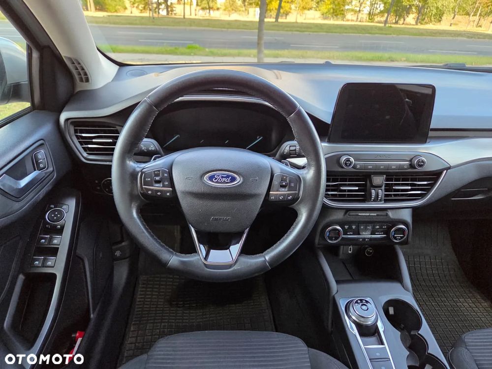 Ford Focus 1.5 TDCi Titanium PowerShift - 18