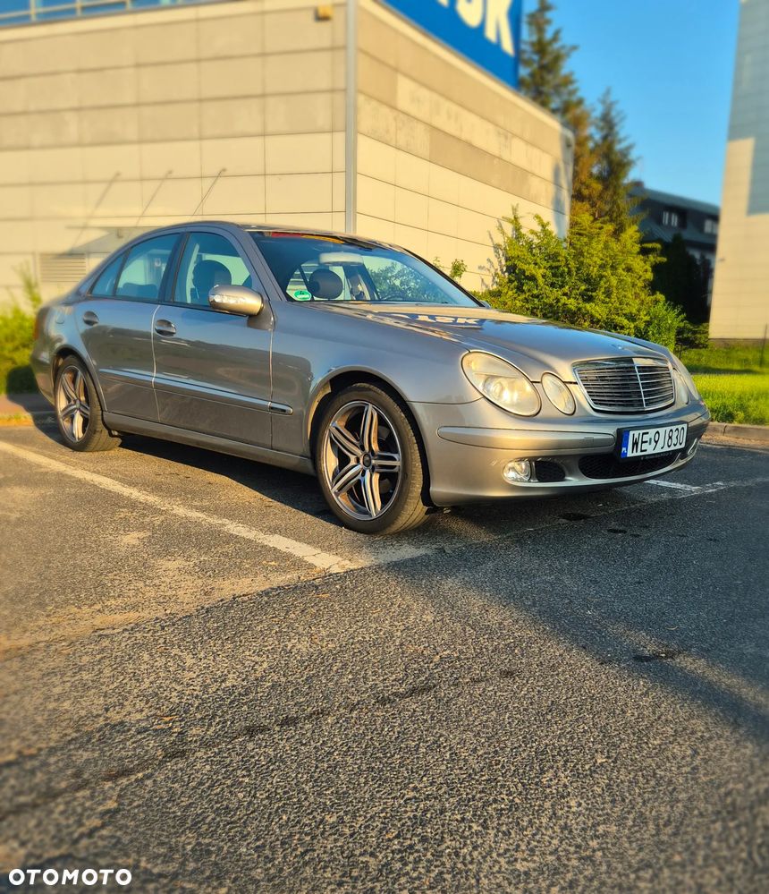 Mercedes-Benz Klasa E 200 Kompressor Automatik Classic - 4