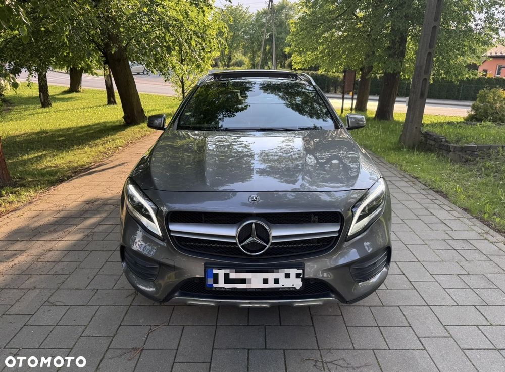 Mercedes-Benz GLA 220 d 7G-DCT AMG Line - 4