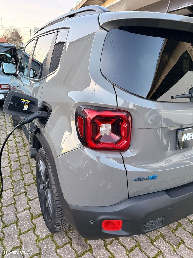 Jeep Renegade 1.3 TG 4Xe S - 24