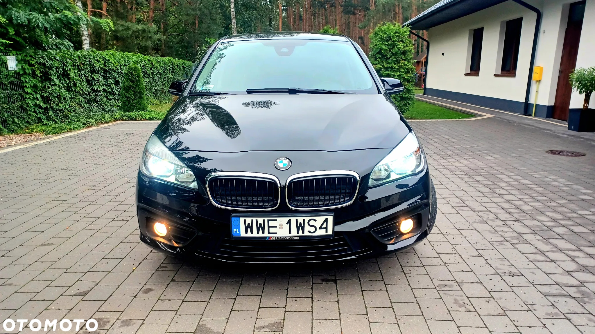 BMW Seria 2 218d - 5