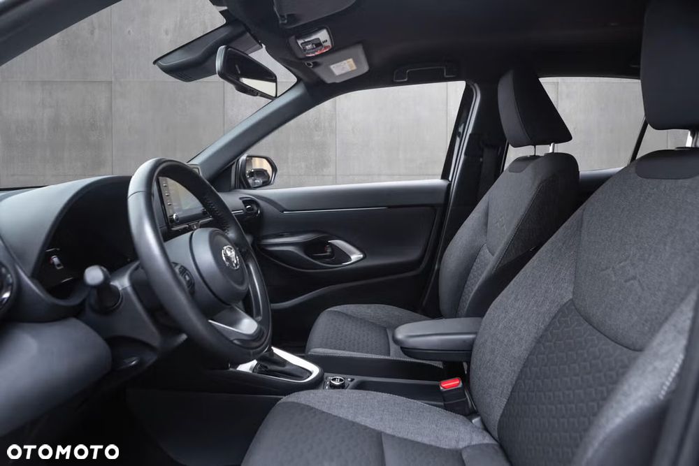 Toyota Yaris Cross Hybrid 1.5 Style AWD - 16