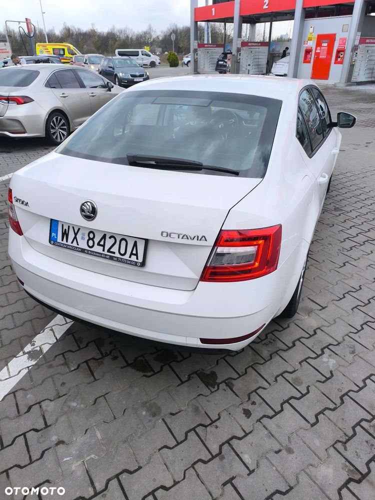 Skoda Octavia 1.6 TDI SCR Ambition - 5