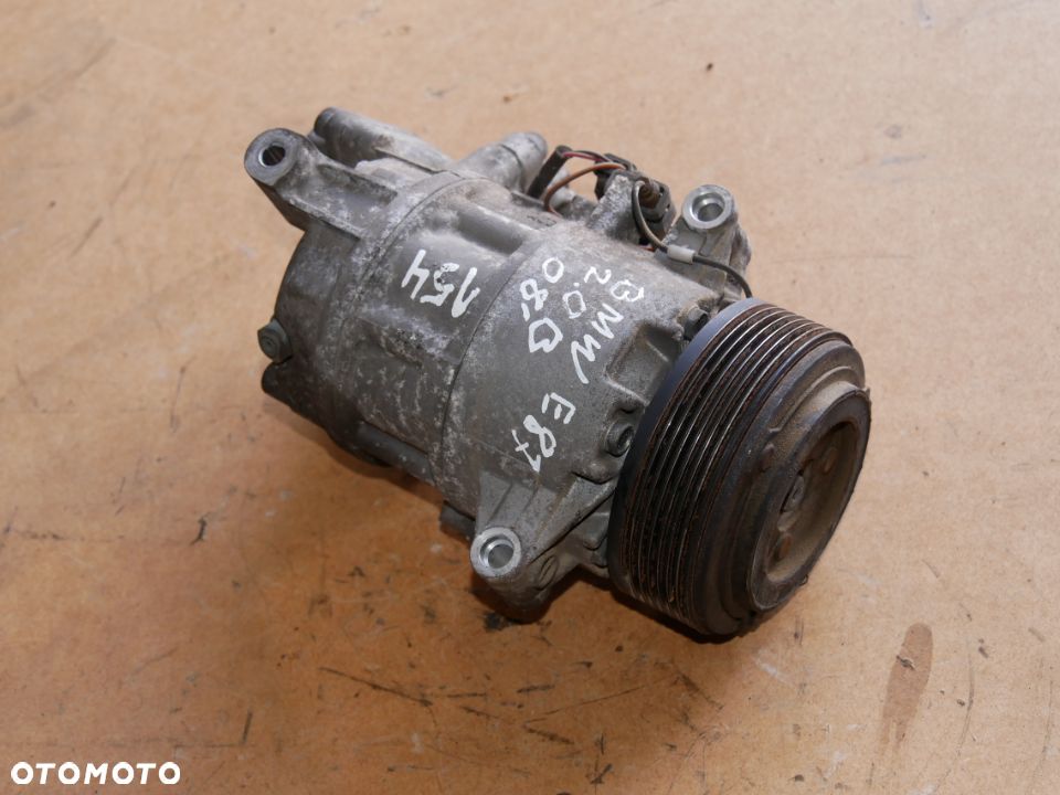 SPRĘŻARKA KLIMATYZACJI BMW E87 2.0B 08' 9182794-02 - 1