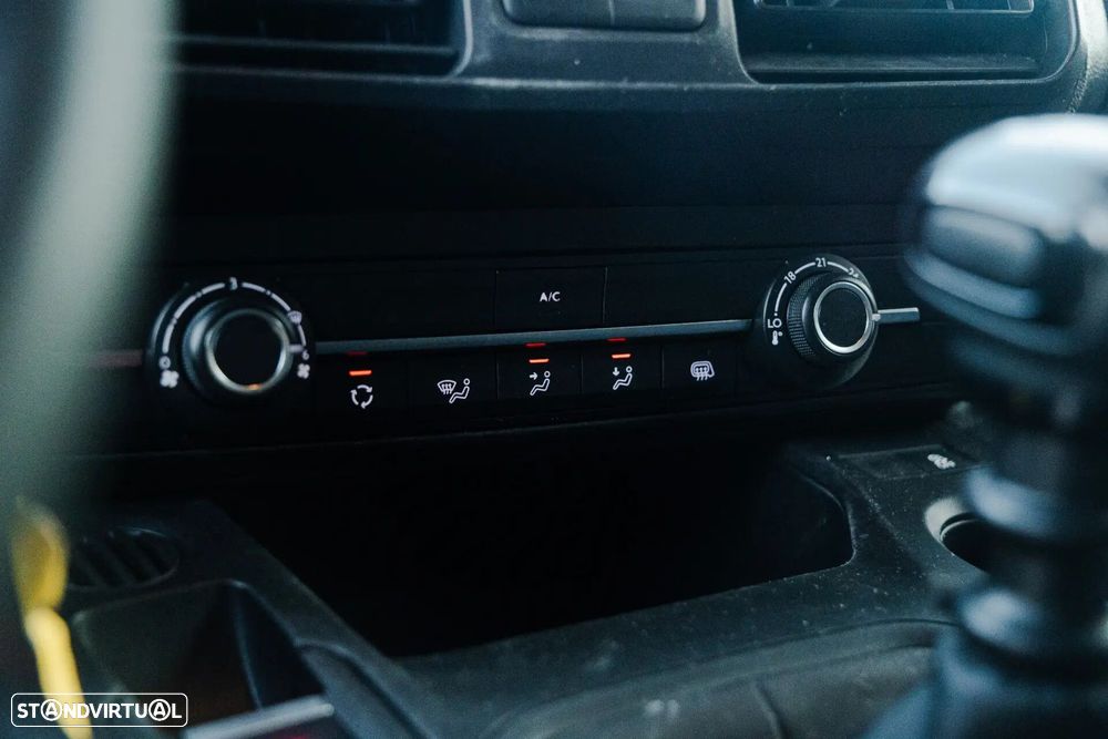 Peugeot Partner - 11