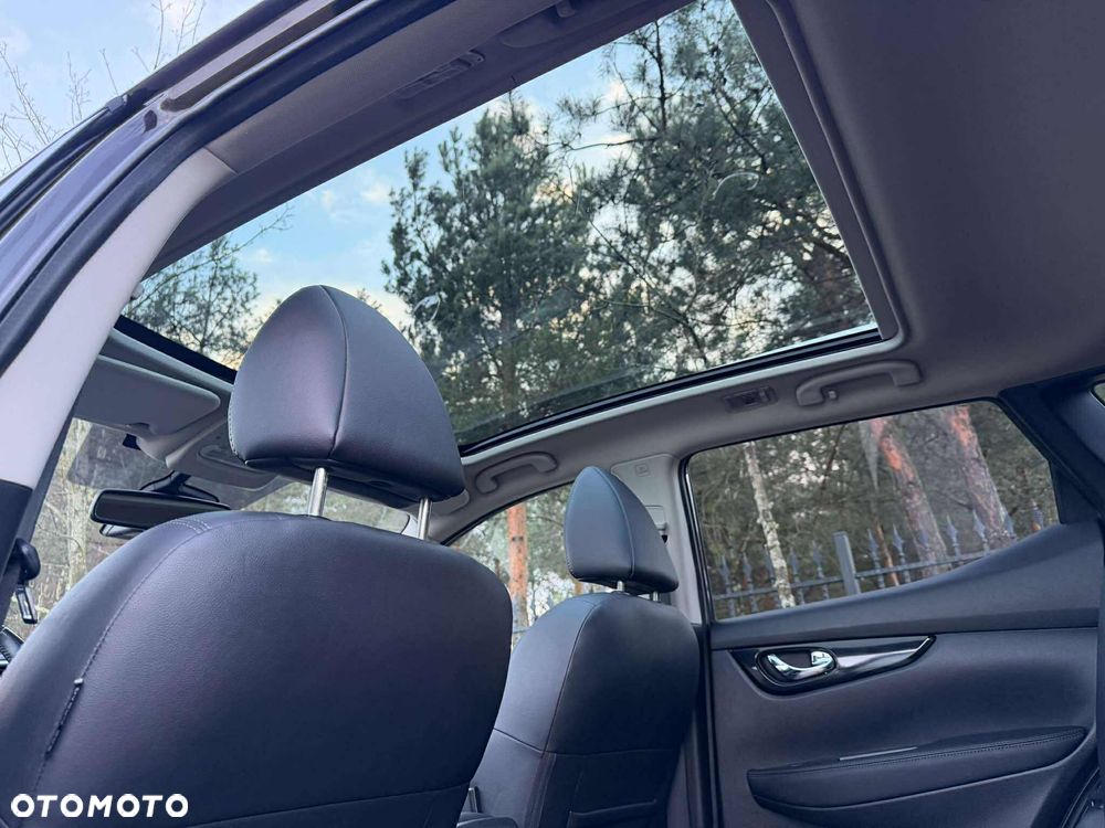 Nissan Qashqai 1.2 DIG-T Tekna - 24