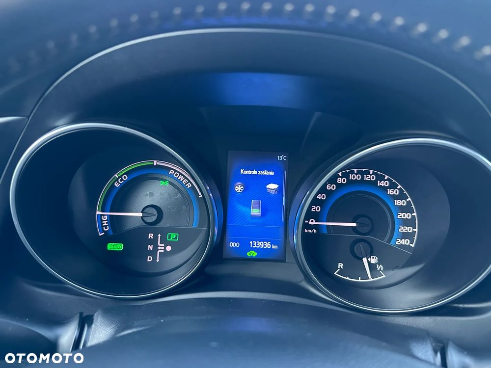 Toyota Auris 1.8 VVT-i Automatik Design Edition - 26
