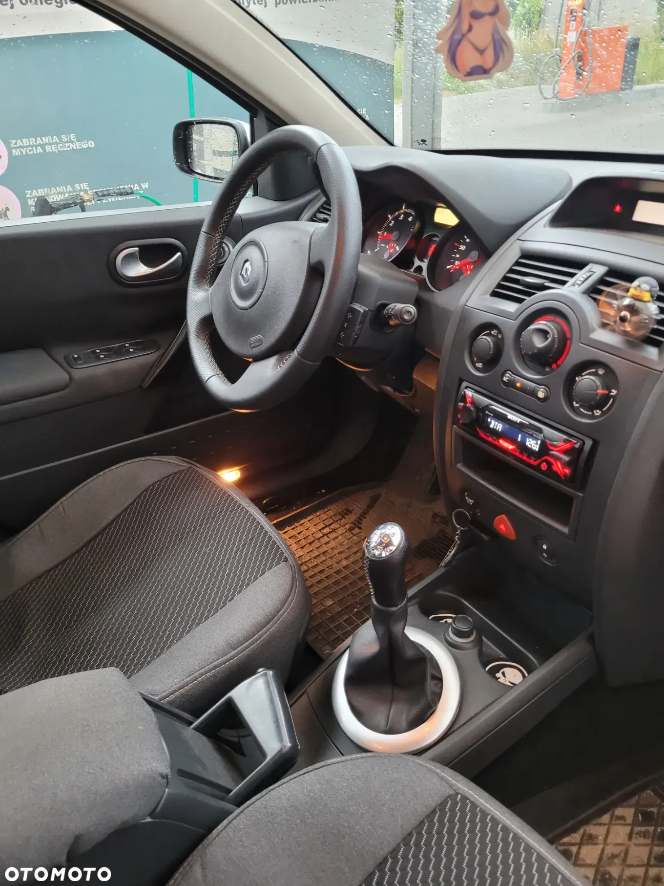 Renault Megane 1.6 Avantage - 9