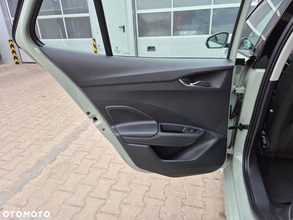 Skoda Fabia 1.0 TSI Drive DSG - 16