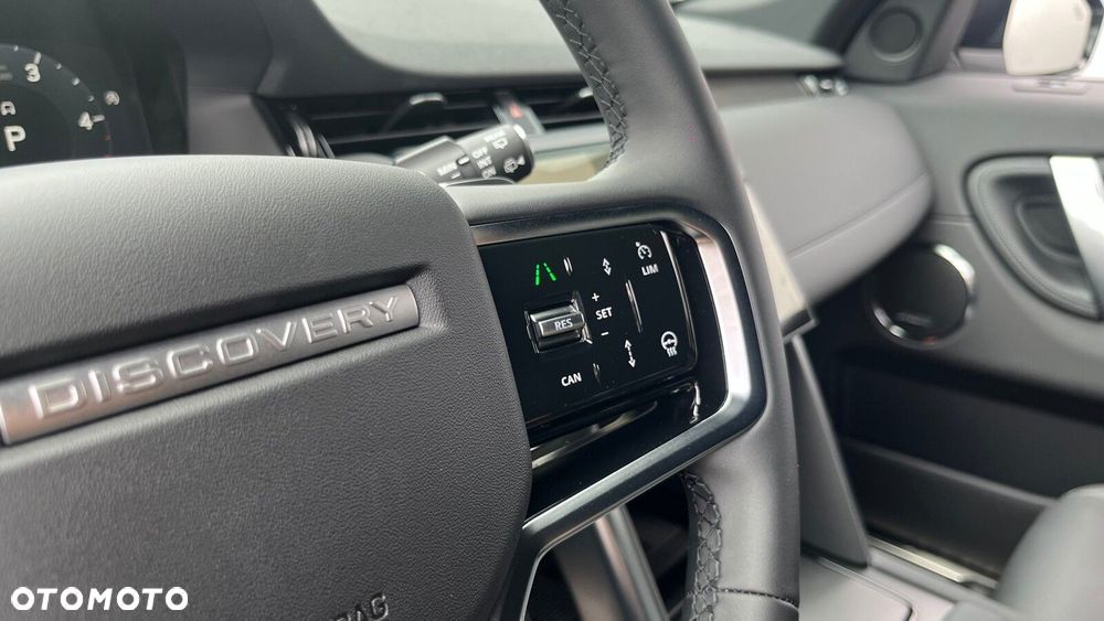 Land Rover Discovery Sport - 18