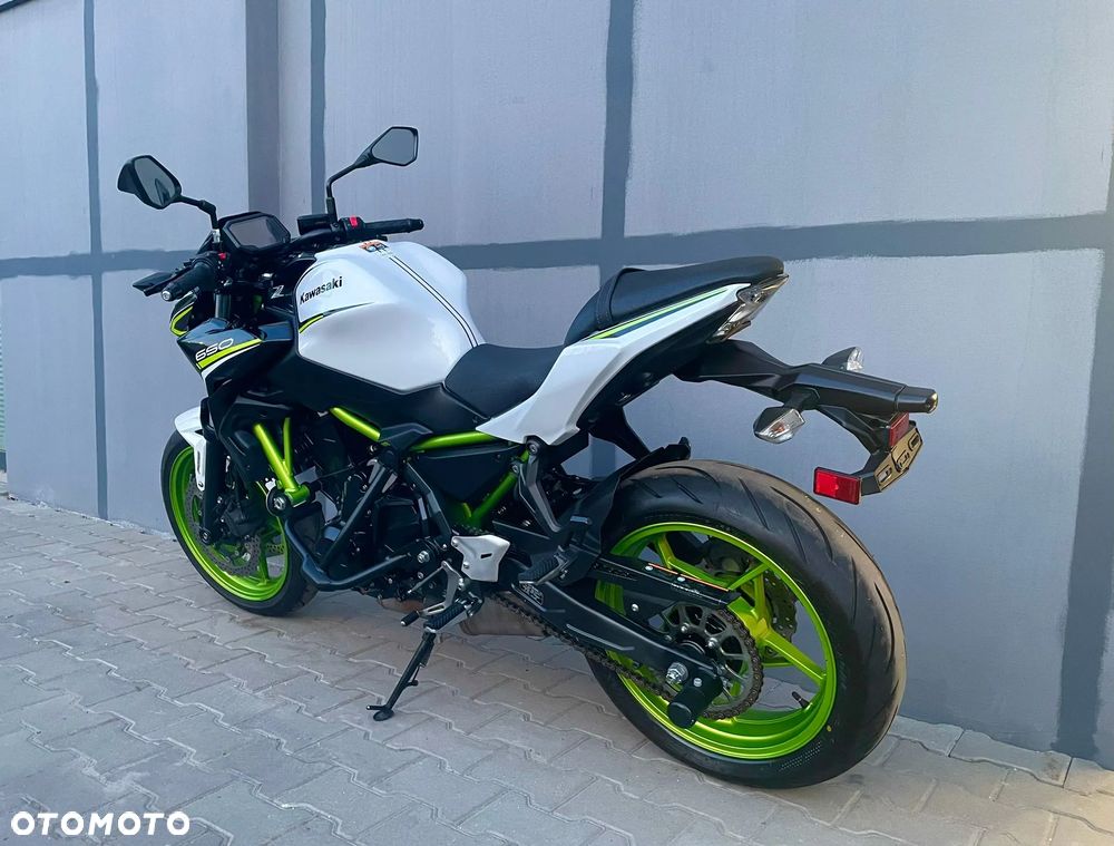 Kawasaki Z 650 - 7