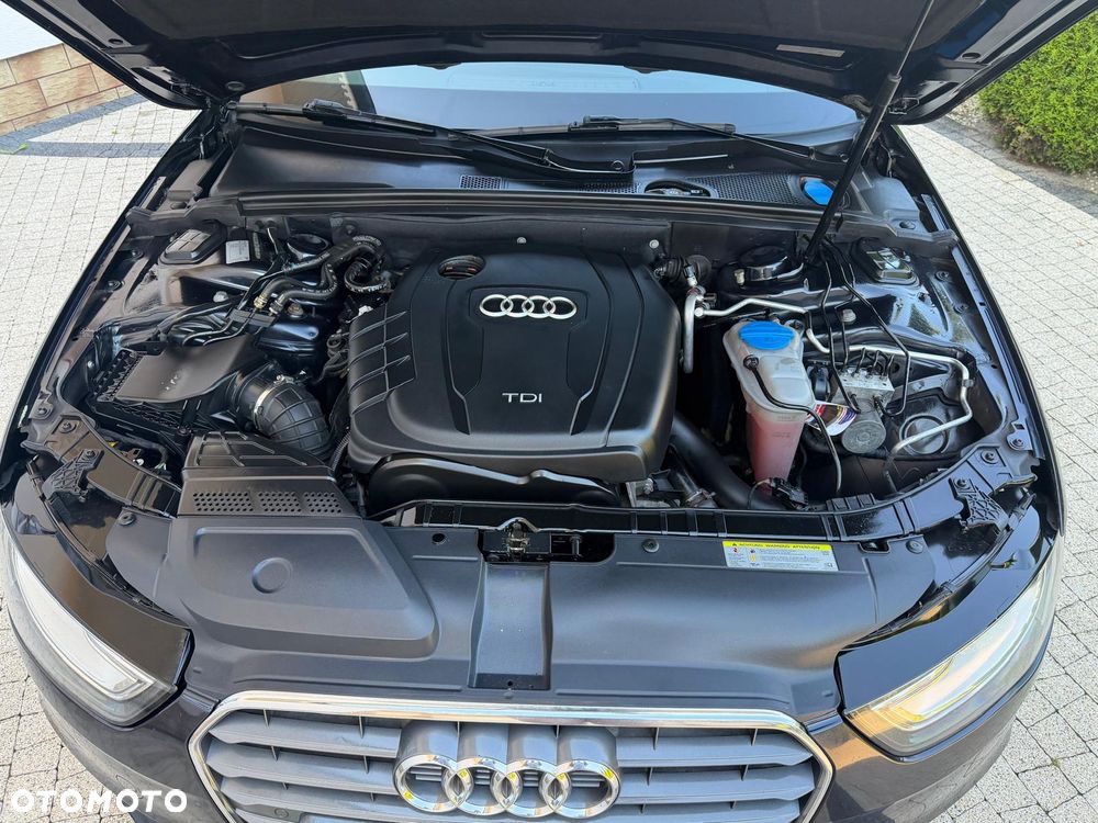 Audi A4 Avant 2.0 TDI DPF clean diesel multitronic Ambiente - 25