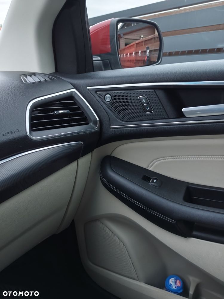 Ford Edge - 11
