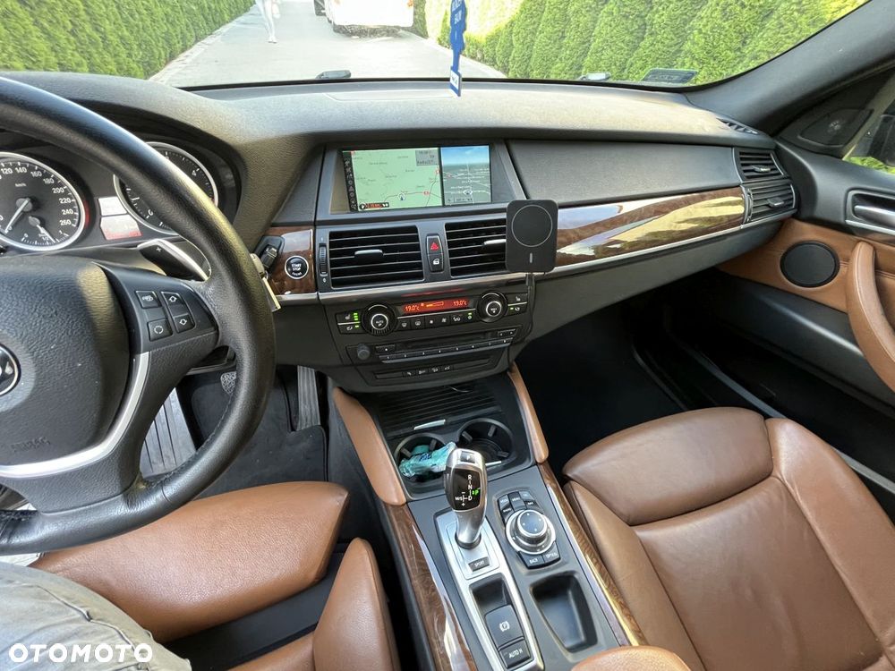 BMW X6 - 8