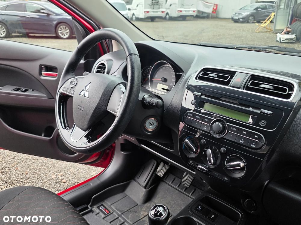 Mitsubishi Space Star 1.2 AS&G Invite - 23