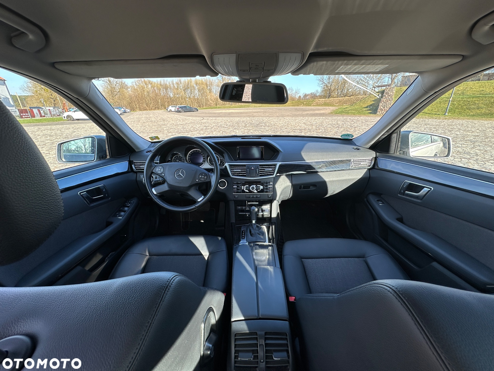 Mercedes-Benz Klasa E 200 BlueEFFICIENCY 7G-TRONIC Avantgarde - 14