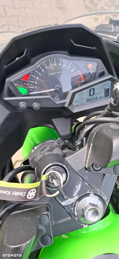Kawasaki Ninja 300 ABS - 9