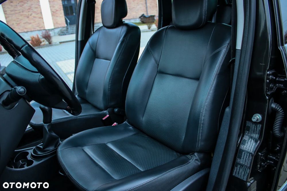 Dacia Duster 1.6 16V 105 4x2 Prestige - 35