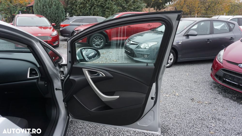 Opel Astra 1.7 CDTI DPF NAVI - 10