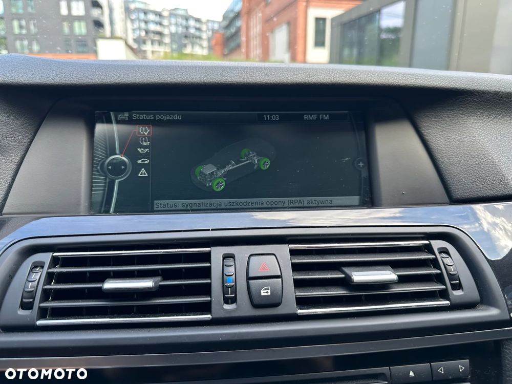 BMW Seria 5 520d - 8