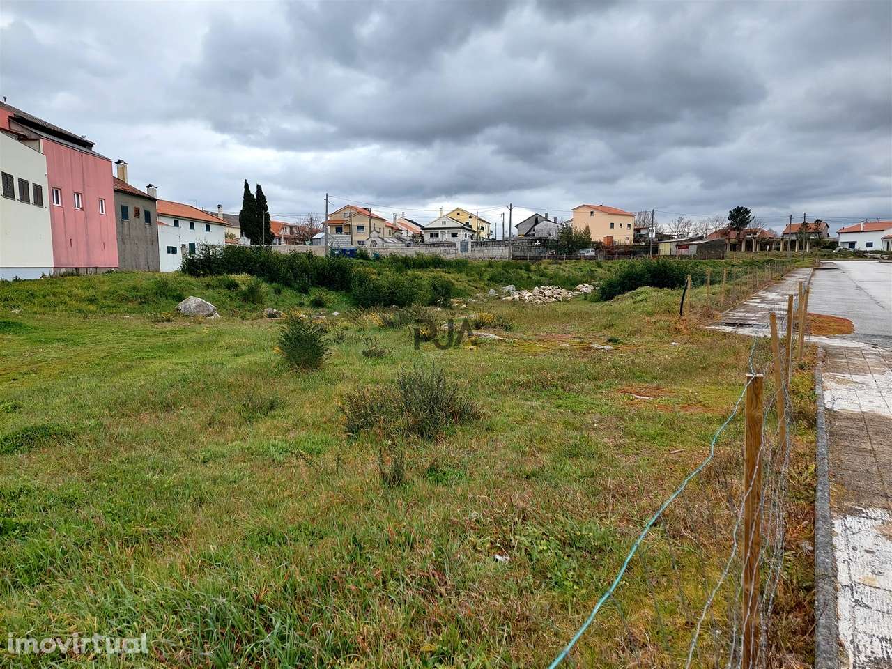 Lotes de terreno para construção de moradias isoladas em Infias - Grande imagem: 3/11