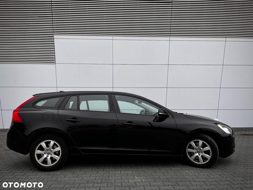 Volvo V60 D2 Kinetic - 4